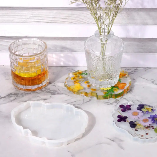 Coaster Mold pour 2